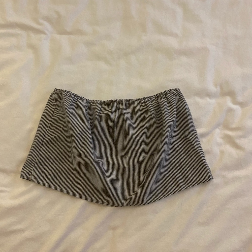 Brandy Melville strapless top